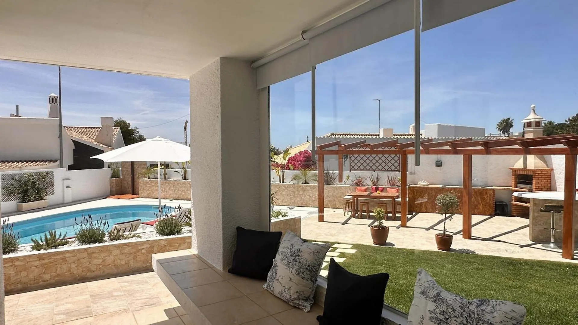 אלבופיירה Buganvilia By Check-In Portugal